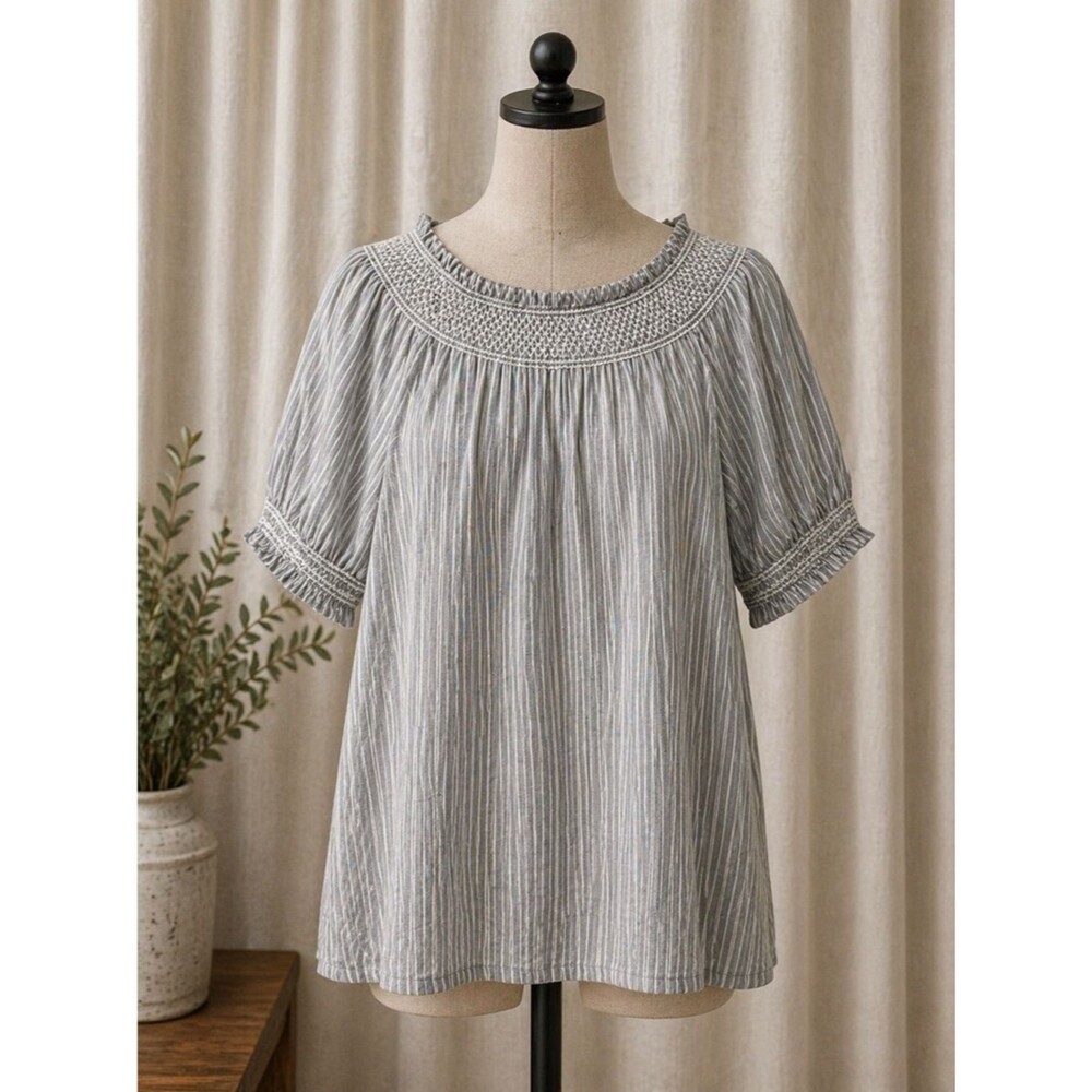 Old-navy Women's Grey and White Blouse